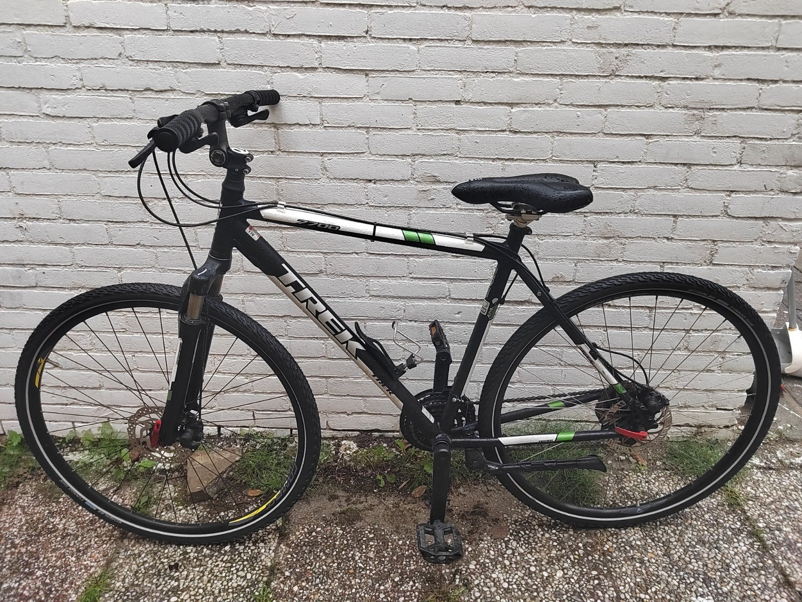Trek 7700 Hybride Fiets 28 inch, Fietsen en Brommers, 28 inch, Vering, Zo goed als nieuw, Meer dan 20 versnellingen