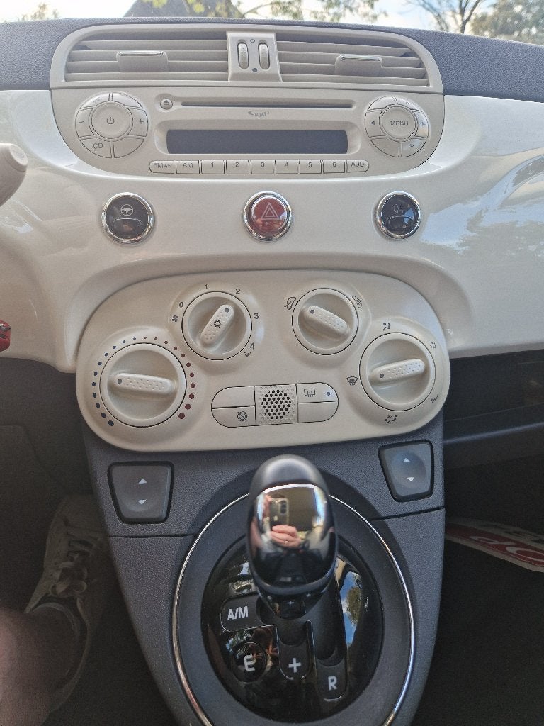 Foto 8 van Fiat 500C 1.2 AUT C 2010 Wit