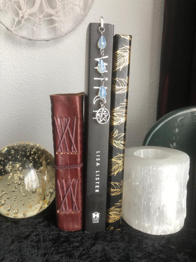 Boekenlegger met pentagram en opaalglazen kralen, Ophalen of Verzenden, Nieuw, Overige onderwerpen