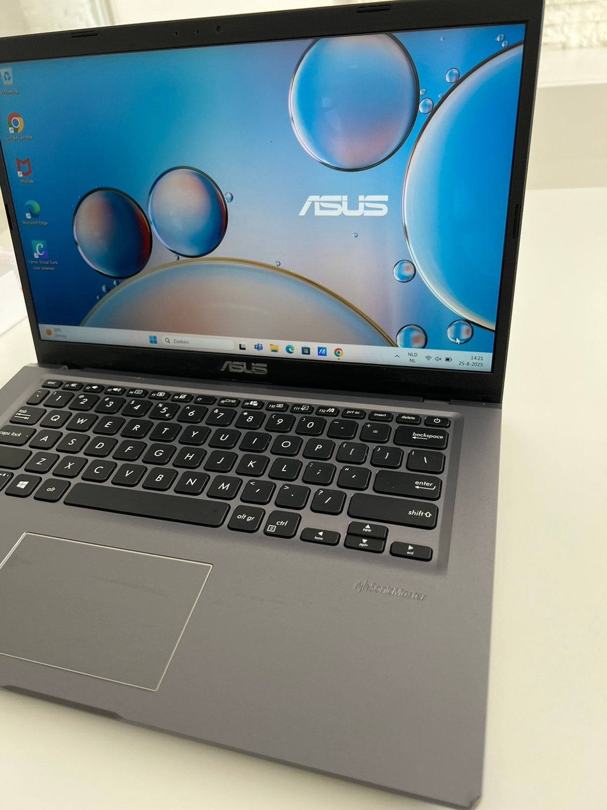 Laptop, Computers en Software, Ophalen of Verzenden, Zo goed als nieuw