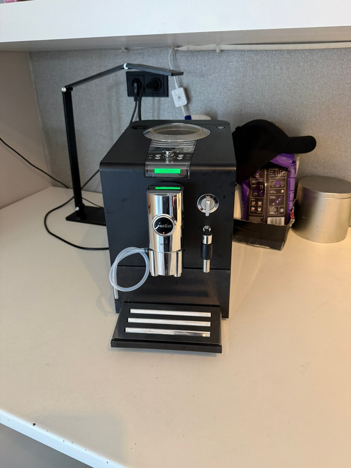 Refurbished Jura Impressa Ena 9 met 6 maanden garantie!, Refurbished, Ophalen of Verzenden, Afneembaar waterreservoir, Gemalen koffie