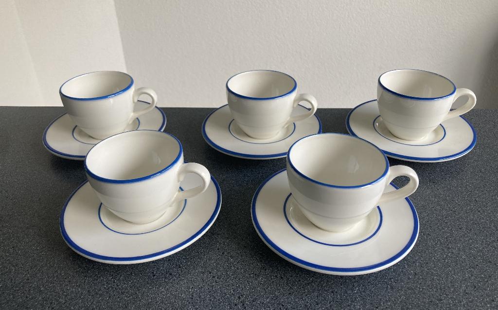 5 Italiaanse espresso kop/schotels zgan, Huis en Inrichting, Keuken | Servies, Ophalen of Verzenden, Zo goed als nieuw, Overige stijlen