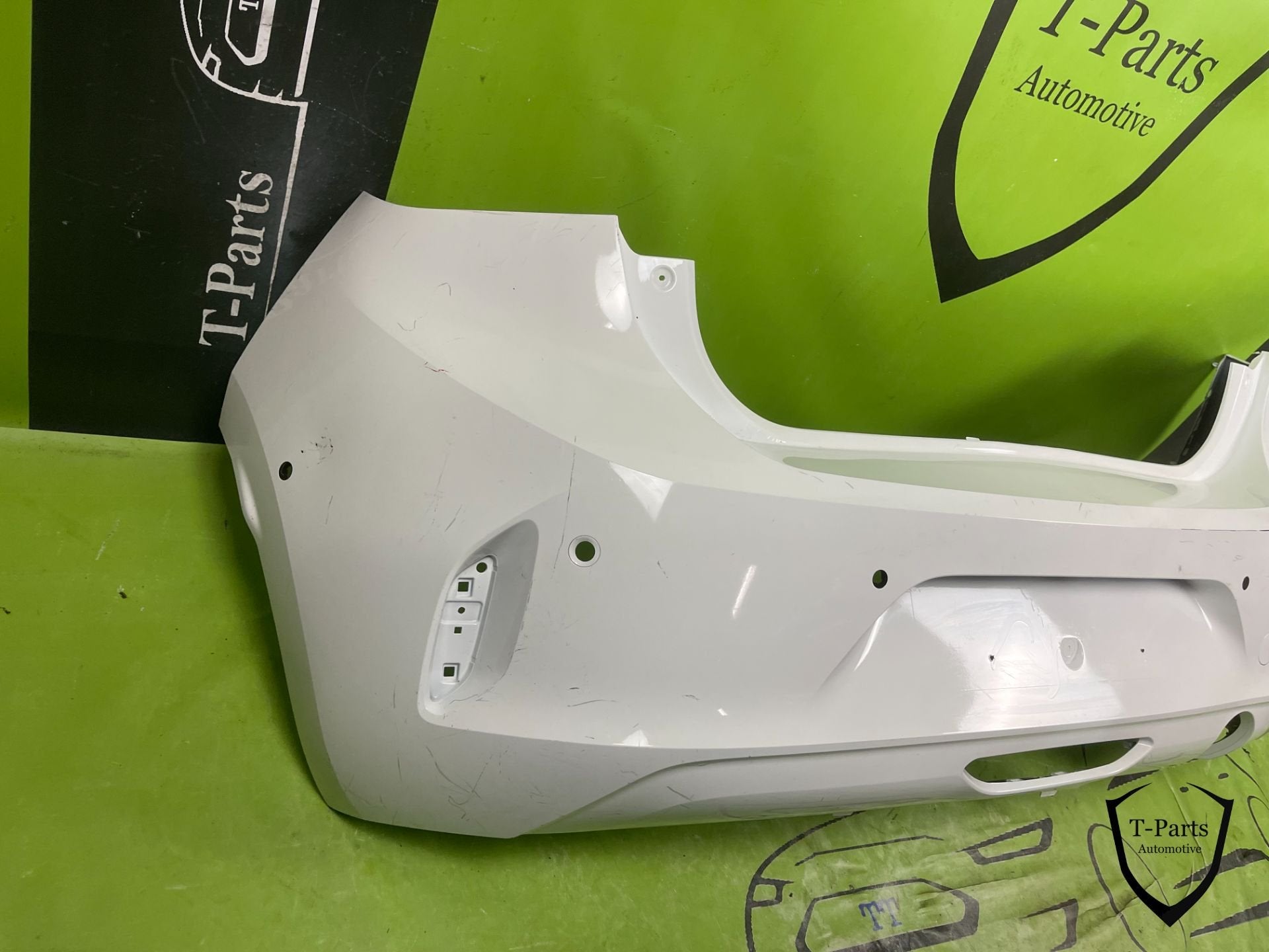 opel corsa F achterbumper Bumper 6x pdc, Auto-onderdelen, Info@fabrikant.eu, Fabrikantstraat 1
1000 AA  Amsterdam, NL, Opel, Ophalen of Verzenden