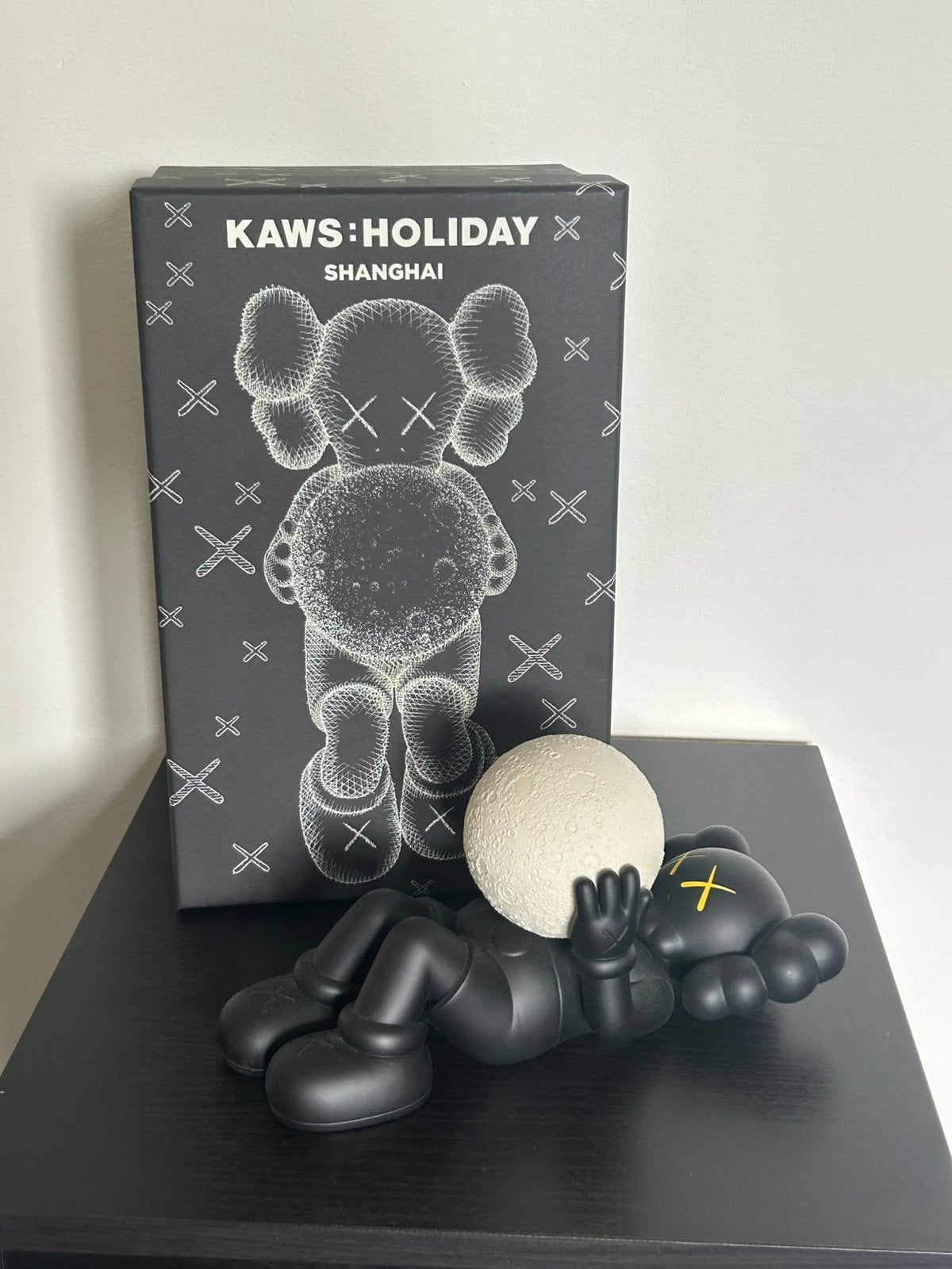 Kaws holiday Shanghai Black, Ophalen of Verzenden, Nieuw