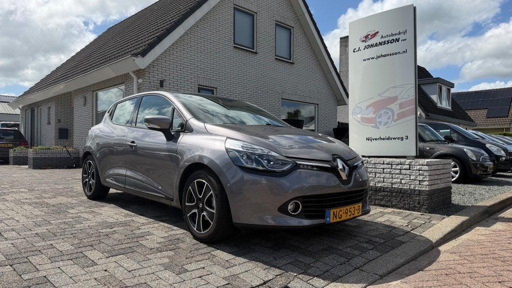 Renault CLIO 0.9 TCe Iconic, Auto's, Renault, Bedrijf, Clio, ABS, Airbags, Bluetooth, Boordcomputer, Centrale vergrendeling, Climate control