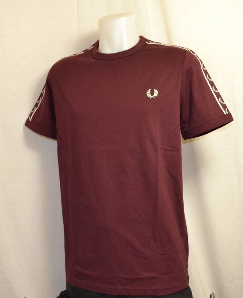 t-shirt fred perry taped oxblood maat XXL en XXXL nieuw, Kleding | Heren, T-shirts, Nieuw, Overige maten, Ophalen of Verzenden