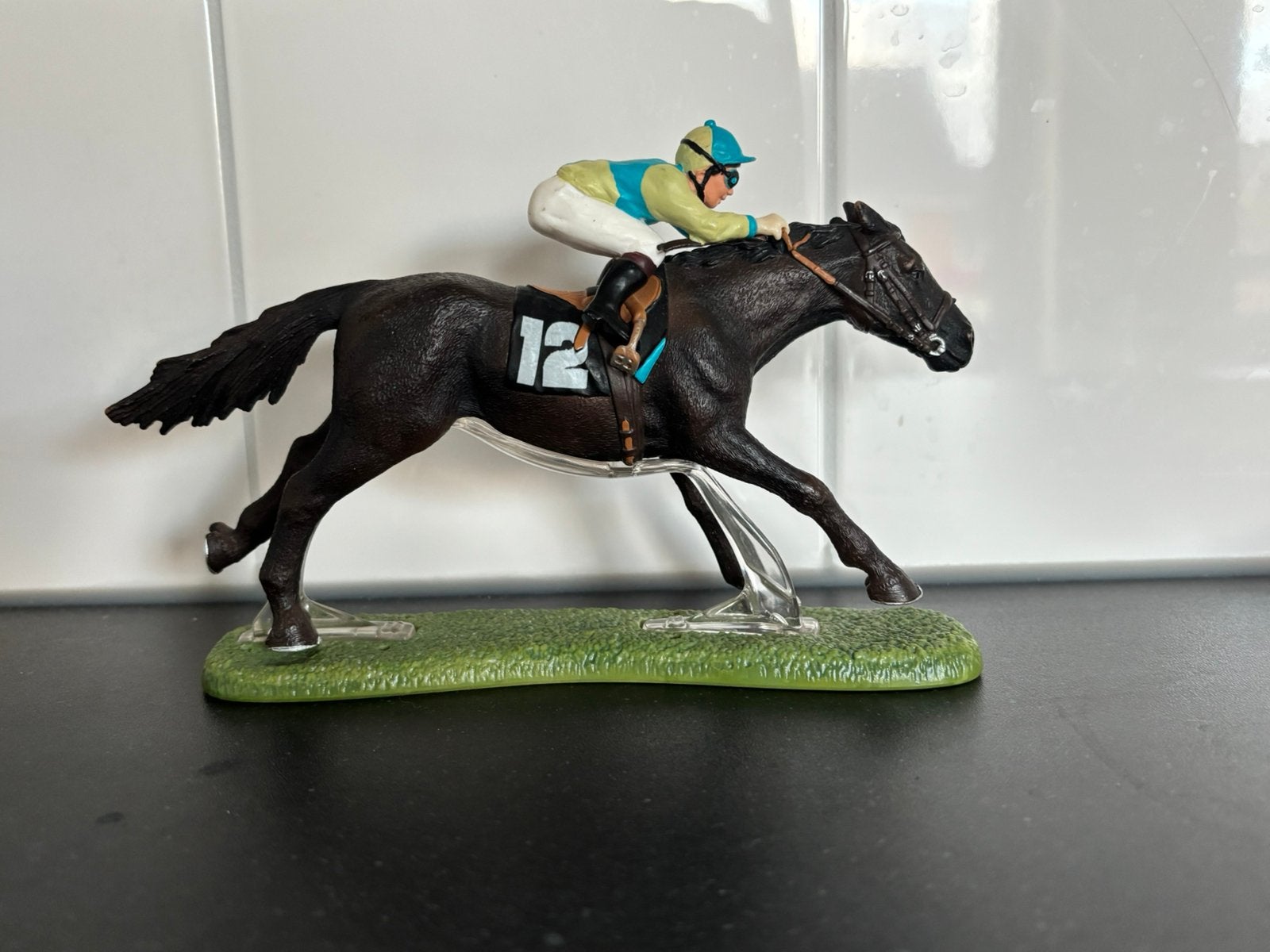 Schleich renpaard, Ophalen of Verzenden, Zo goed als nieuw, Paard, Beeldje of Figuurtje