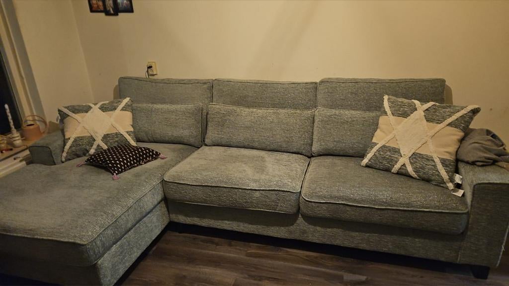 Nieuwe loungebank Perfect voor uw woonkamer!, Ophalen, Hoekbank, Vierpersoons of meer, 300 cm of meer