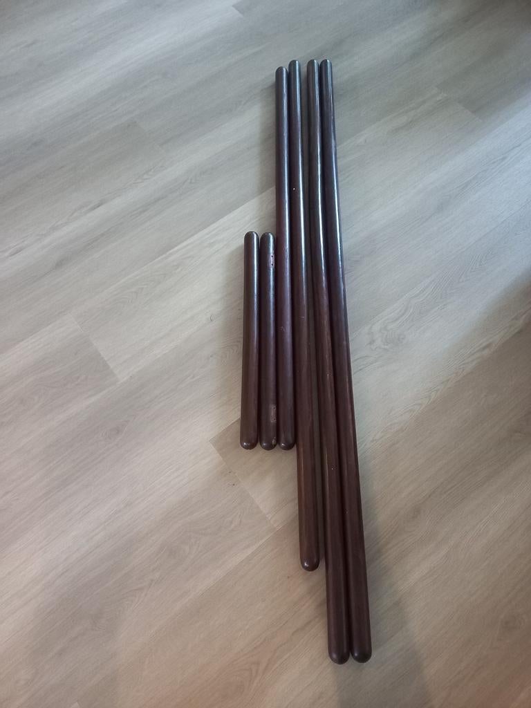 6 houten donkerbruine trapleuningen zonder beugels, Sport en Fitness, Biljarten en Poolen, Ophalen, Gebruikt