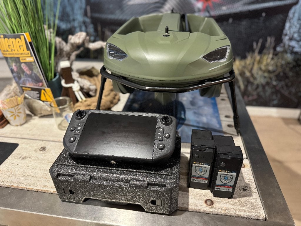 Carplounge RT7 | Voerboot | Raymarine Element | GPS, Ophalen, Nieuw, Complete set