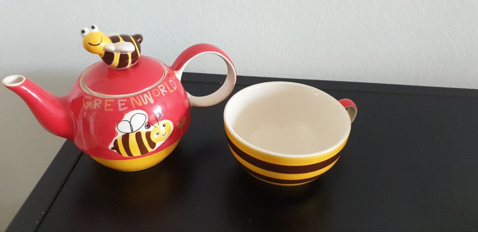 Leuke theepot met mok in bijen-thema - Cha Cult Hamburg, Ophalen