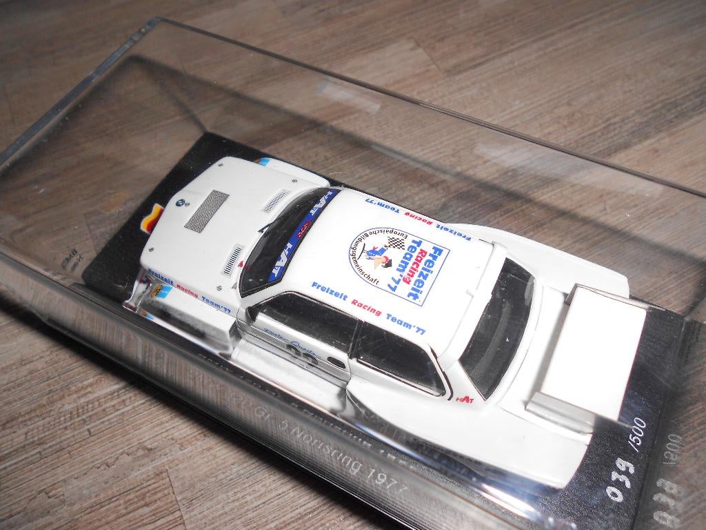 Bmw 320  Gr5                     Spark, Hobby en Vrije tijd, Modelauto's | 1:43, Ophalen of Verzenden, Nieuw, Auto, Overige merken