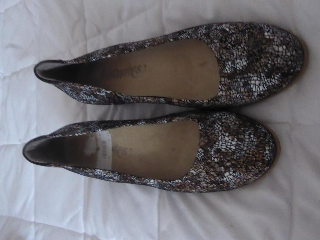 Footnotes schoenen, Kleding | Dames, Schoenen, Pumps, Bruin, Nieuw, Ophalen of Verzenden