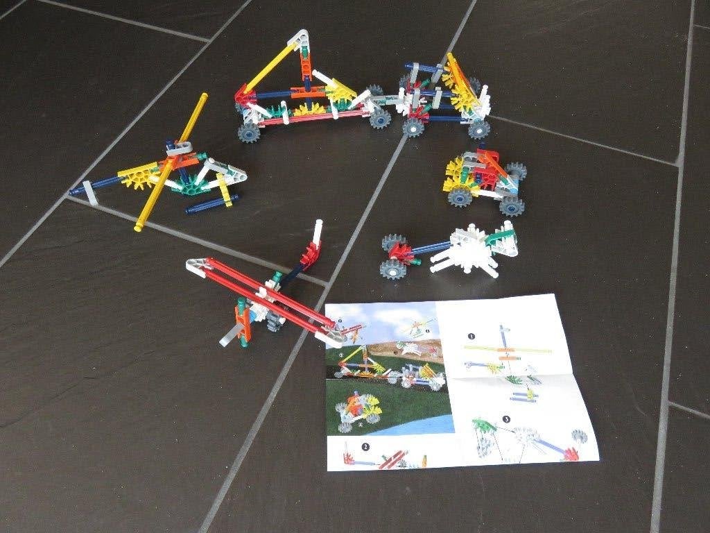 Knex constructie set 1 met 5 voorbeelden, 165delig., Kinderen en Baby's, Speelgoed | Bouwstenen, Ophalen of Verzenden, Gebruikt
