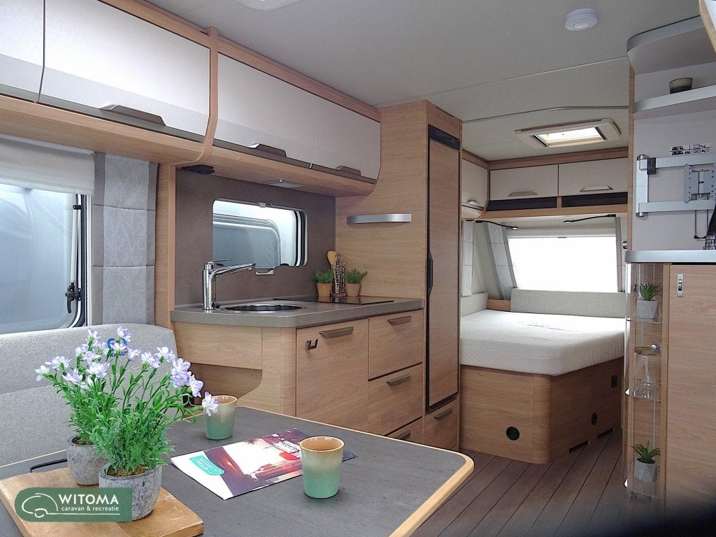 Knaus Sudwind 60 Years 500 FU Compleet gasloos,compleet, Caravans en Kamperen, Rondzit, Bedrijf, Overige typen, 5 tot 6 meter