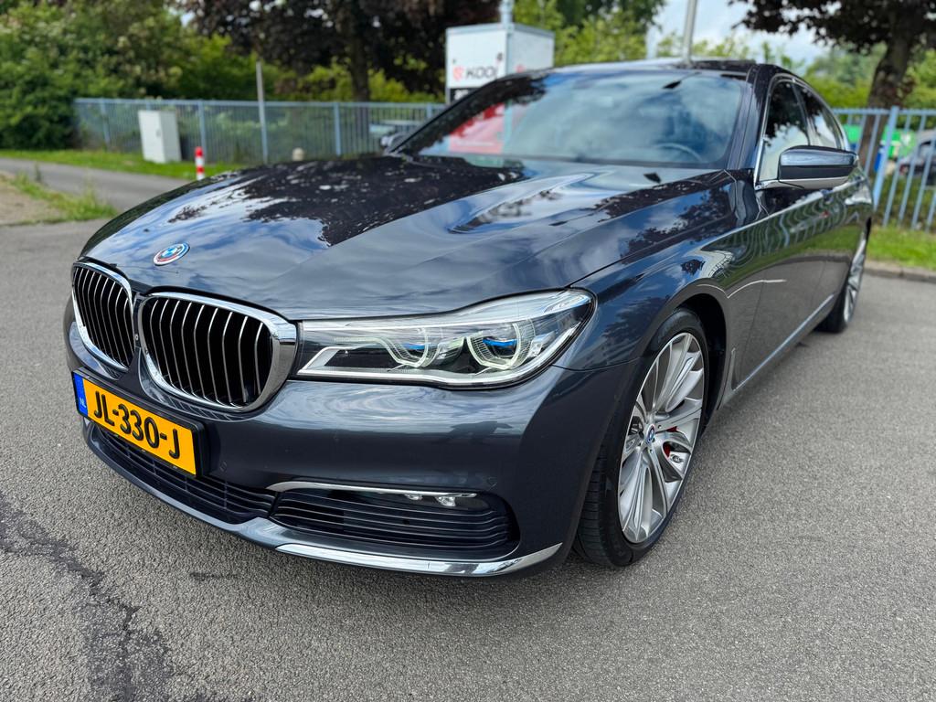 BMW 7-serie 740d xDrive Softclose HUD CARBON ventilatie, Automaat, Gebruikt, Euro 6, 2993 cc