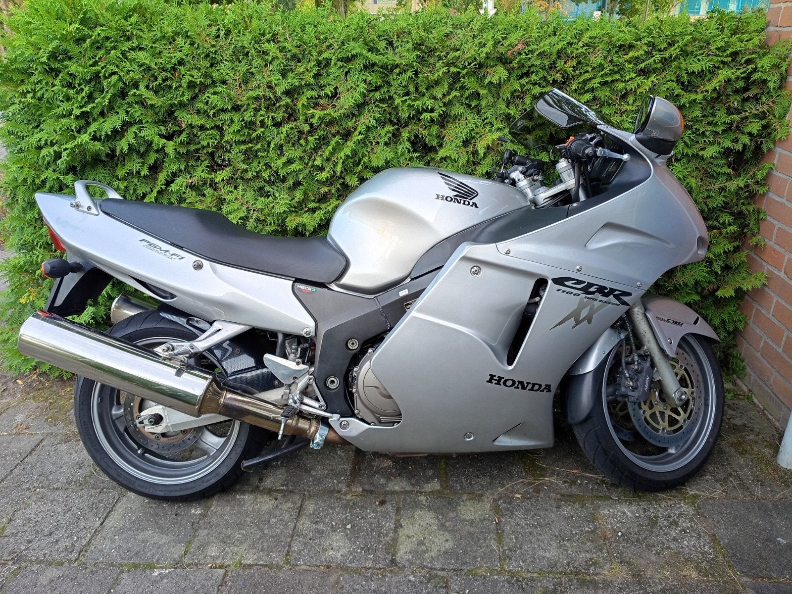 Honda Blackbird CBR1100XX 2001 Injectie Digitaal, Motoren, 4 cilinders, Motorrijbewijs A, Gebruikt, Meer dan 35 kW
