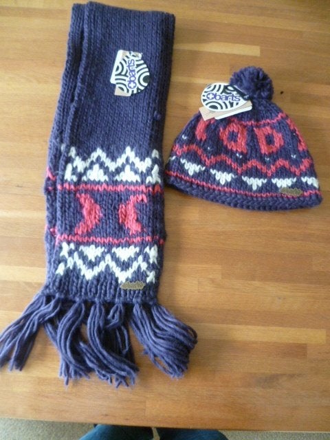 Barts sjaal met muts beanie serie Izzy, Setje, Jongen of Meisje, Nieuw, Ophalen of Verzenden