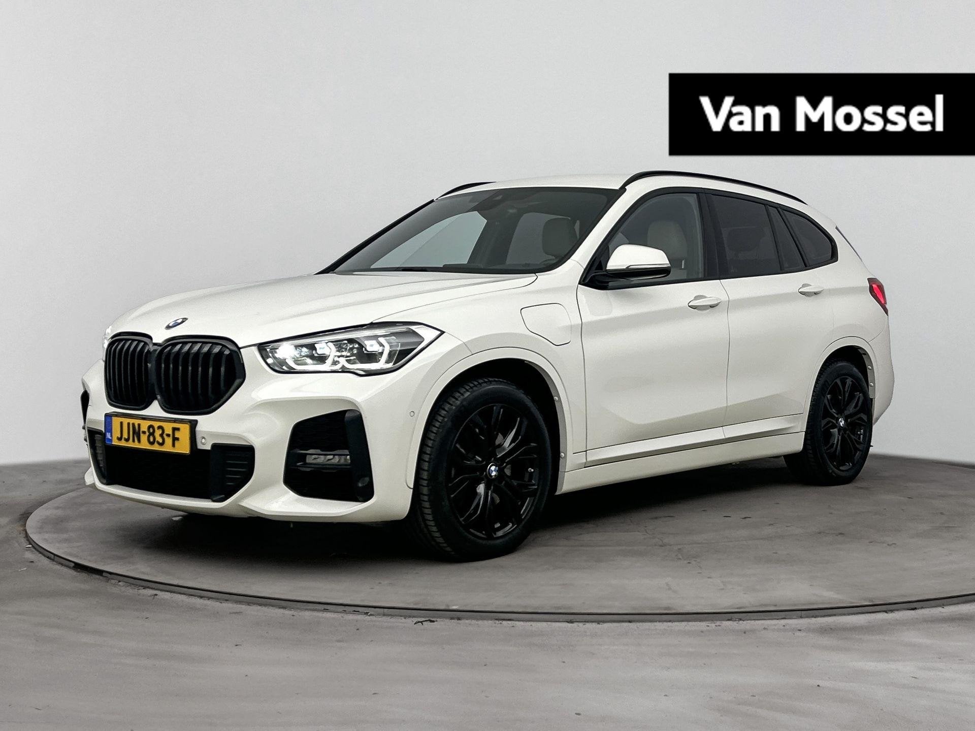 BMW X1 xDrive25e eDrive Edition 221PK | Automaat | Head-Up D, Stof, Gebruikt, Wit, Plug-in hybride