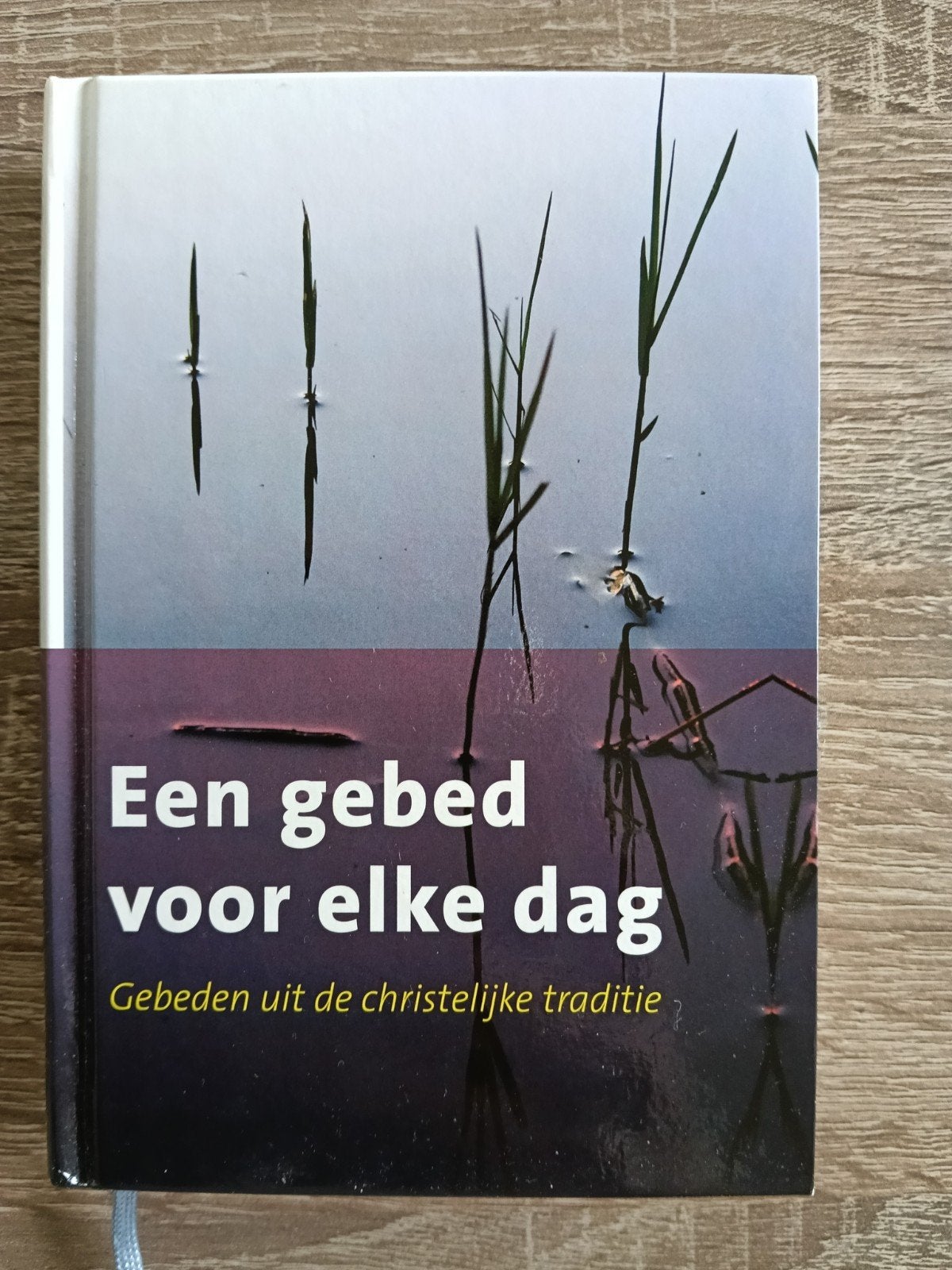 Een gebed voor elke dag - Gebeden uit christelijke traditie, Ophalen of Verzenden, Zo goed als nieuw