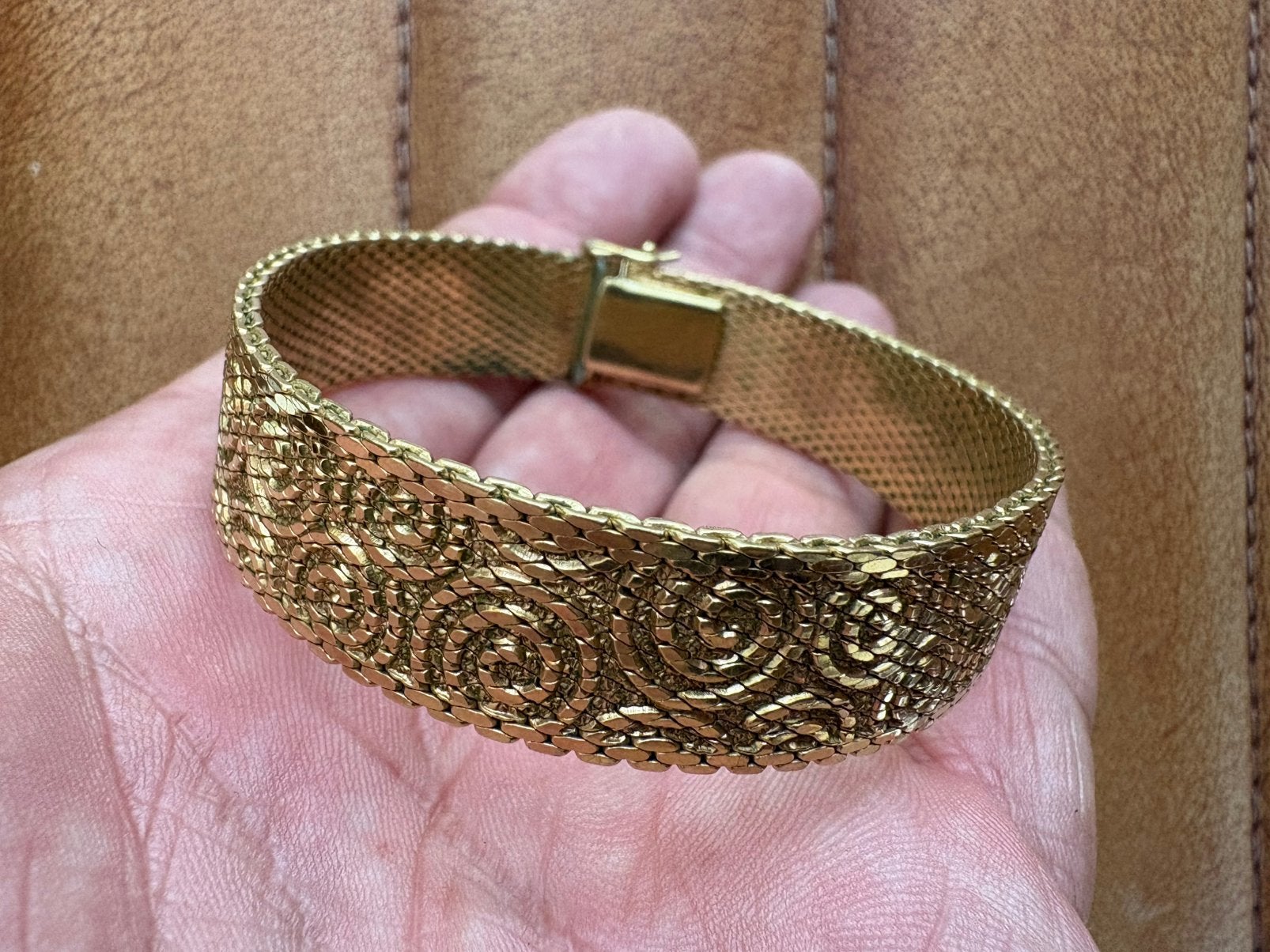 Prachtige doublé gouden armband met gedetailleerd patroon, Ophalen of Verzenden, Gebruikt, Goud