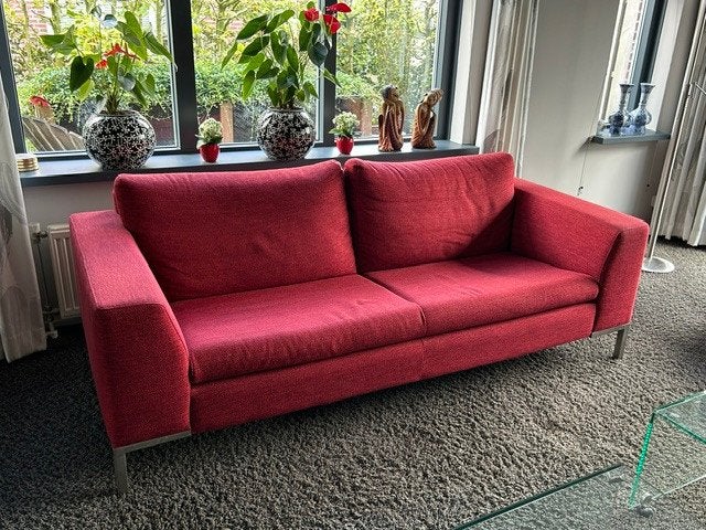 Designbank Montel rode stof EN twee zwartleren fauteuils, Ophalen, Gebruikt, Leer, Modern