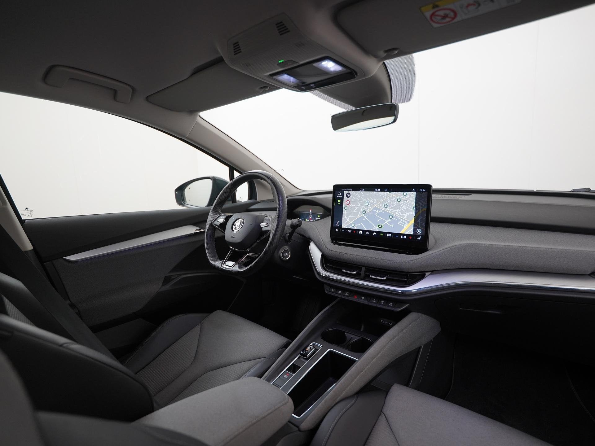 Skoda Enyaq iV 60 | SOH 93% | Trekhaak | Warmtepomp | Memory, Auto's, Automaat, Gebruikt, 179 pk, Leder en Stof