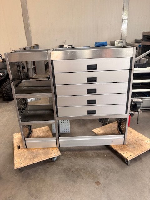 Aluca (1202) L 150 B 42 H 135 € 949, Ophalen, Zo goed als nieuw, Laaiiin, Info@laaiin.nl