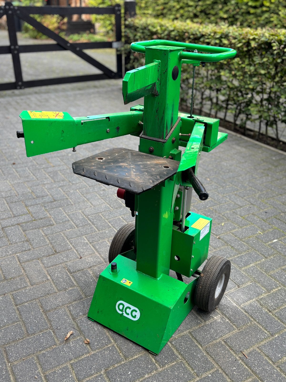 Kloofmachine 8 Ton, Ophalen, Zo goed als nieuw, Liggend