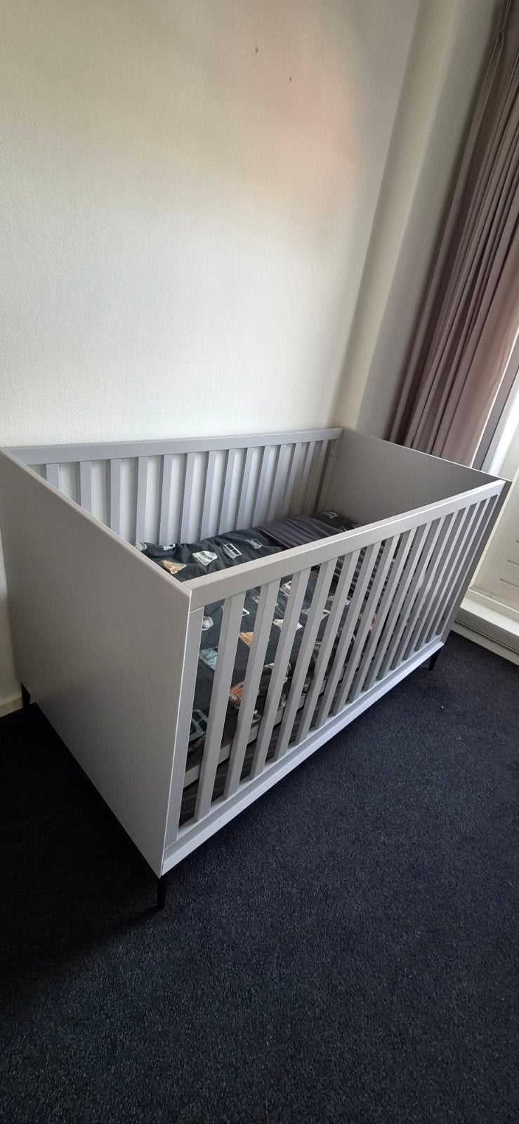 Kidsmill ledikant en commode - Grijs, Ophalen, Eenpersoons, Grijs, Hout