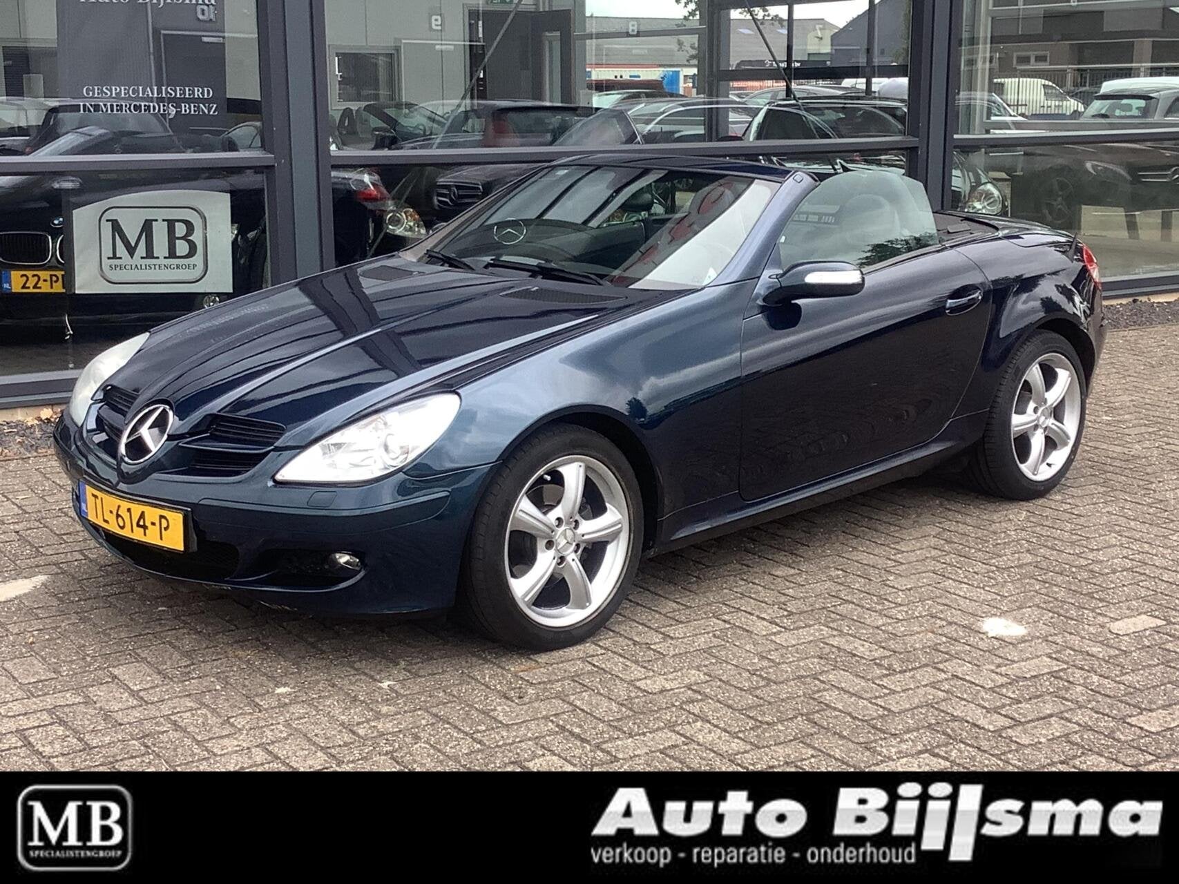 Mercedes SLK-klasse 200 K Automaat, nekverwarming, lederen b, Auto's, Mercedes-Benz, Achterwielaandrijving, Gebruikt, 1287 kg