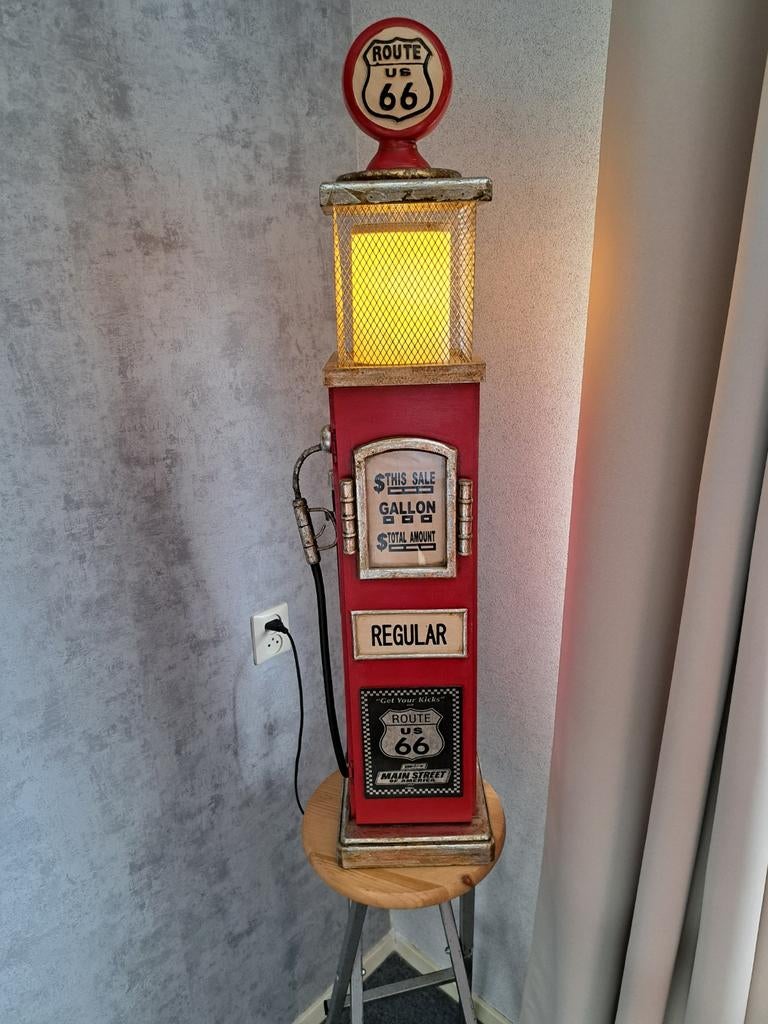 Route 66 Benzinepomp Kast met Verlichting, Ophalen, Zo goed als nieuw, Retro, Industrieel, Amerikaans, Route 66