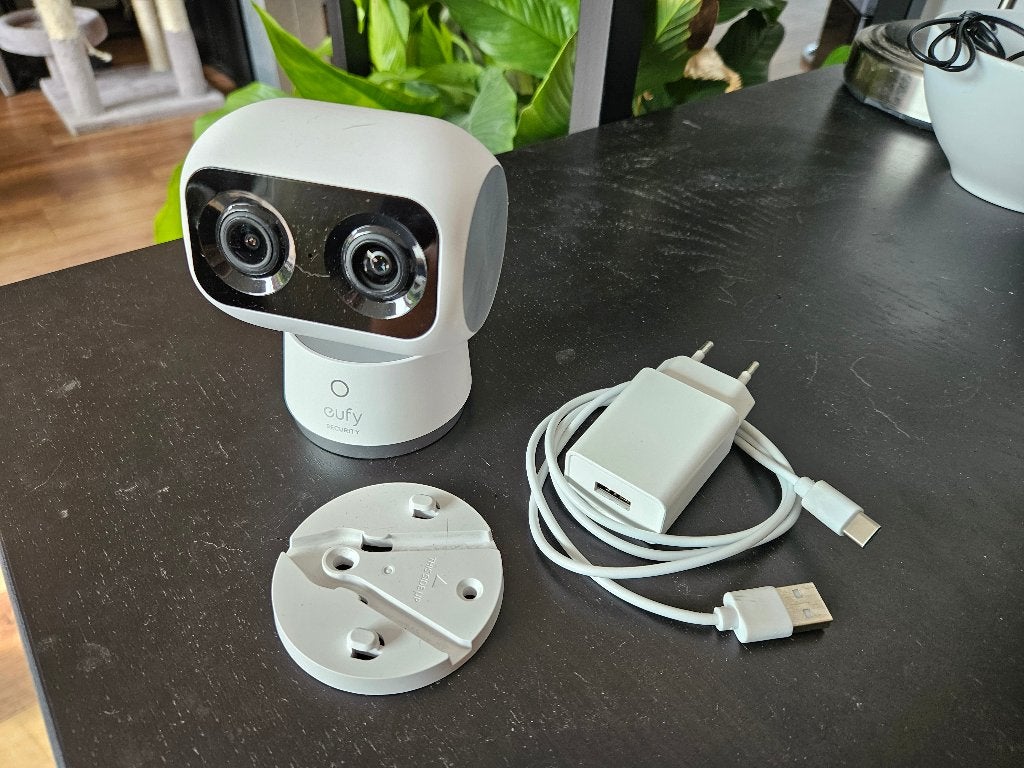 Eufy Indoor Cam S350 4K Dual Cam Pan & Tilt, Audio, Tv en Foto, Ophalen of Verzenden, Zo goed als nieuw, Binnencamera