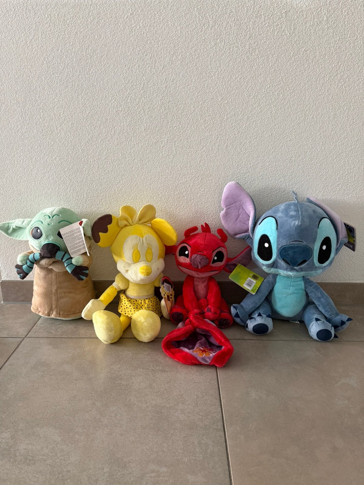 Disney Knuffels Stitch Minnie Mouse Star Wars - Nieuw Origin, Ophalen, Nieuw, Overige typen
