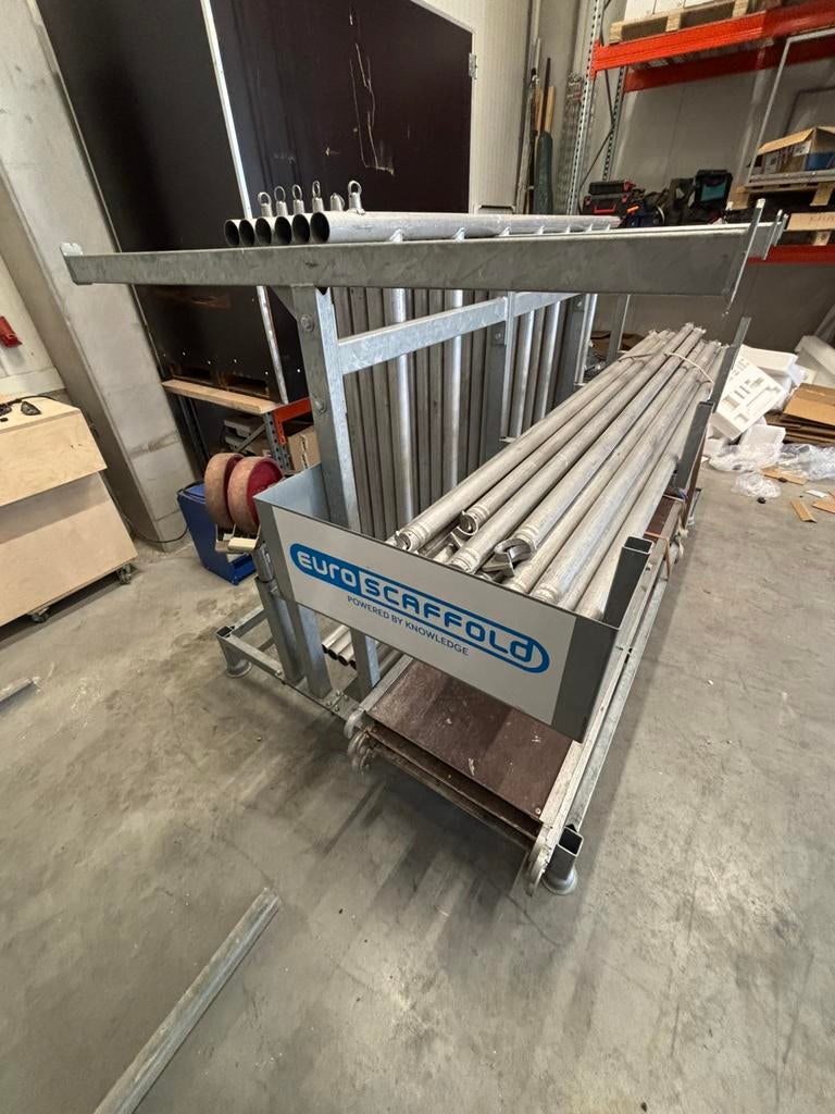 Te koop: Euroscaffold rolsteiger 6.20 werkhoogte met bok!!, Doe-het-zelf en Verbouw, Steigers, Ophalen, Gebruikt