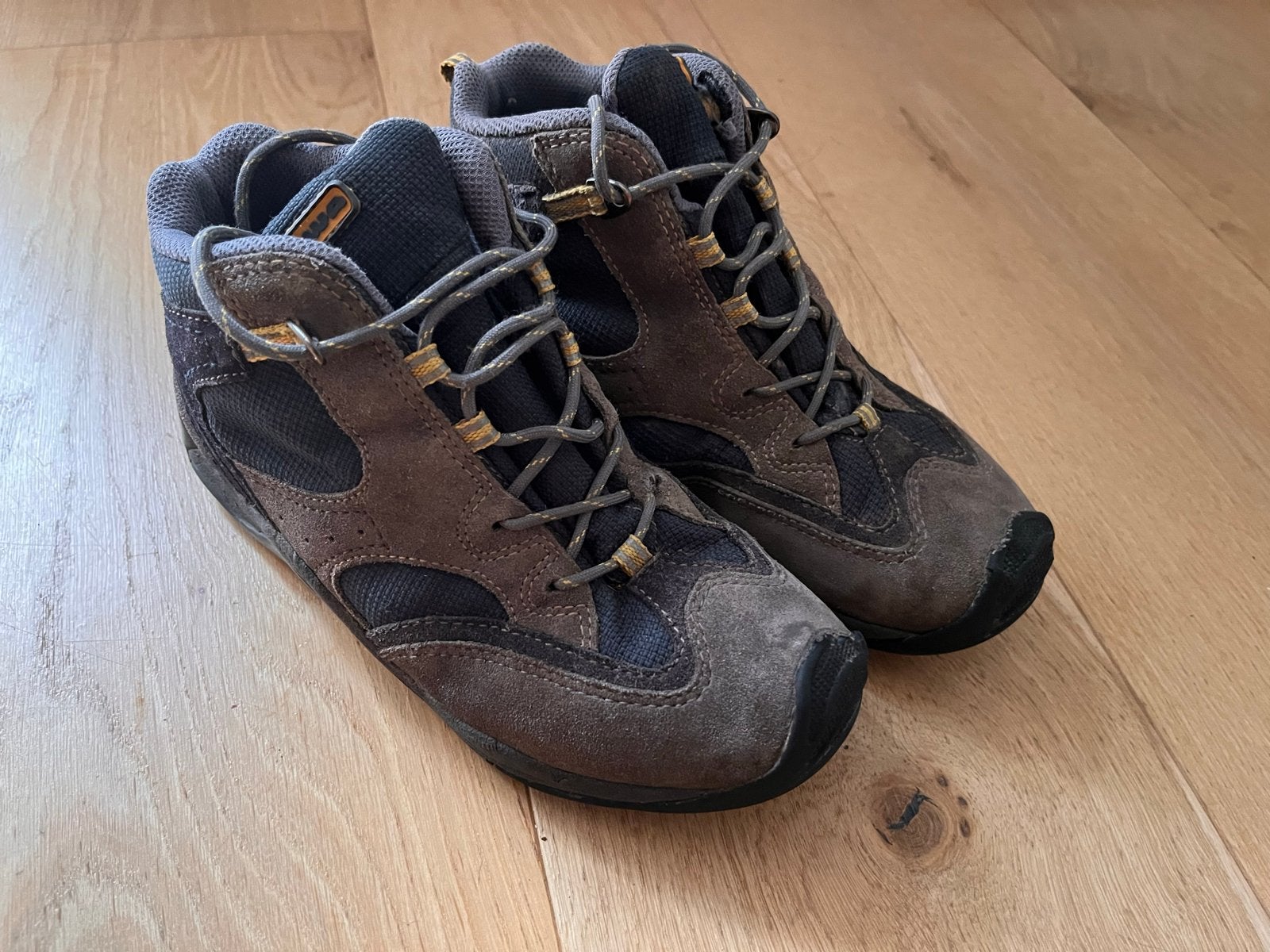 Lowa wandelschoenen voor kinderen - Maat 34, Ophalen of Verzenden, Gebruikt, Schoenen