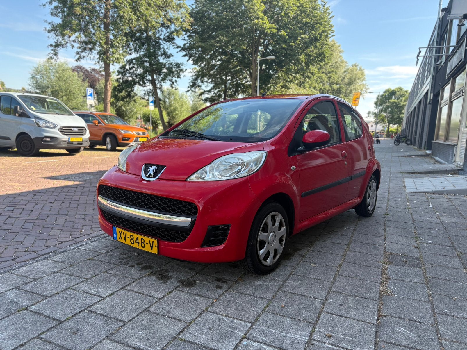 Peugeot 107 1.0 12V 5DR 2011 Rood Airco!, Voorwielaandrijving, 4 stoelen, 68 pk, Handgeschakeld