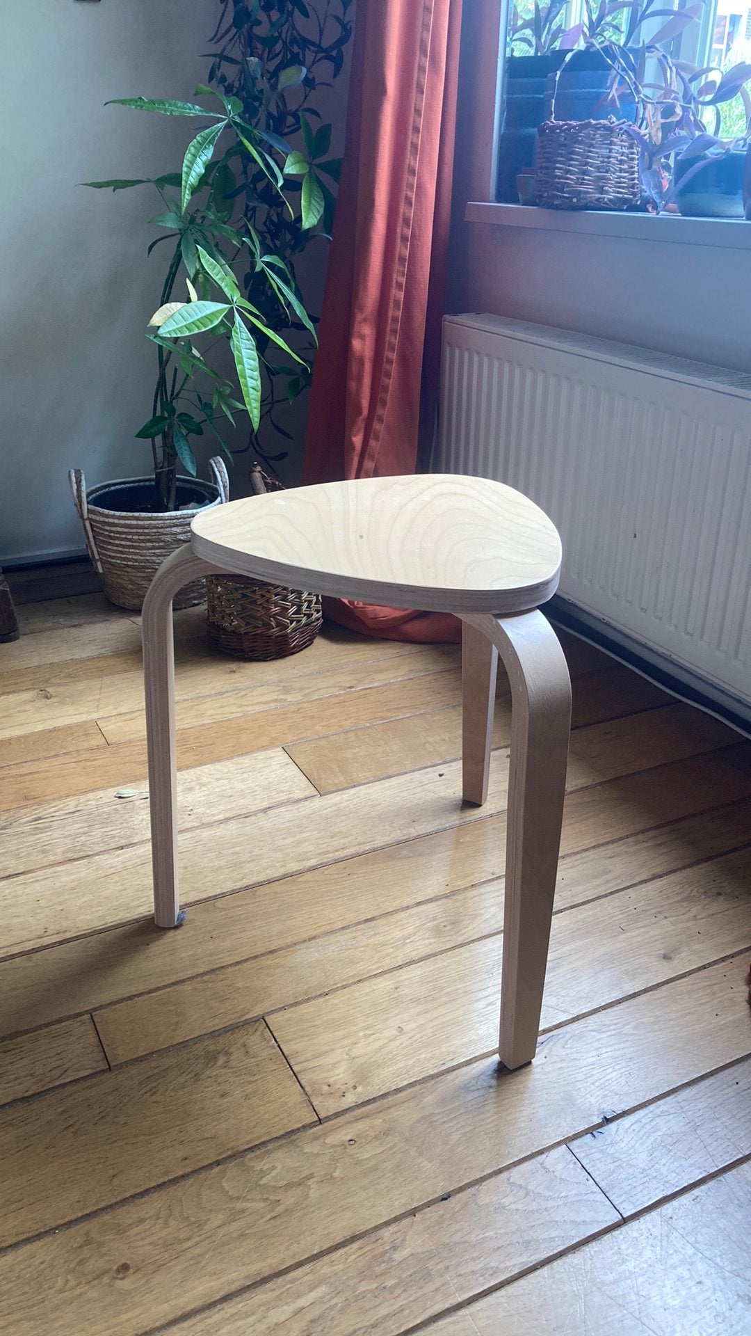 Fijn ikea krukje, Ophalen, Zo goed als nieuw, Hout