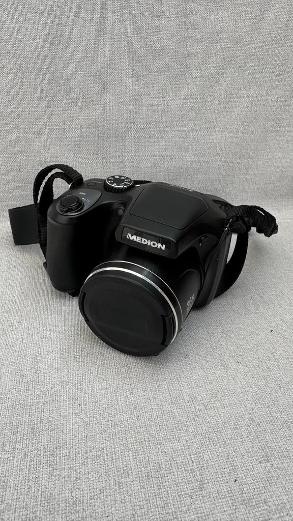 Medion Compact Camera met 26x Optische Zoom, Compact, Ophalen of Verzenden, Zo goed als nieuw, Overige Merken