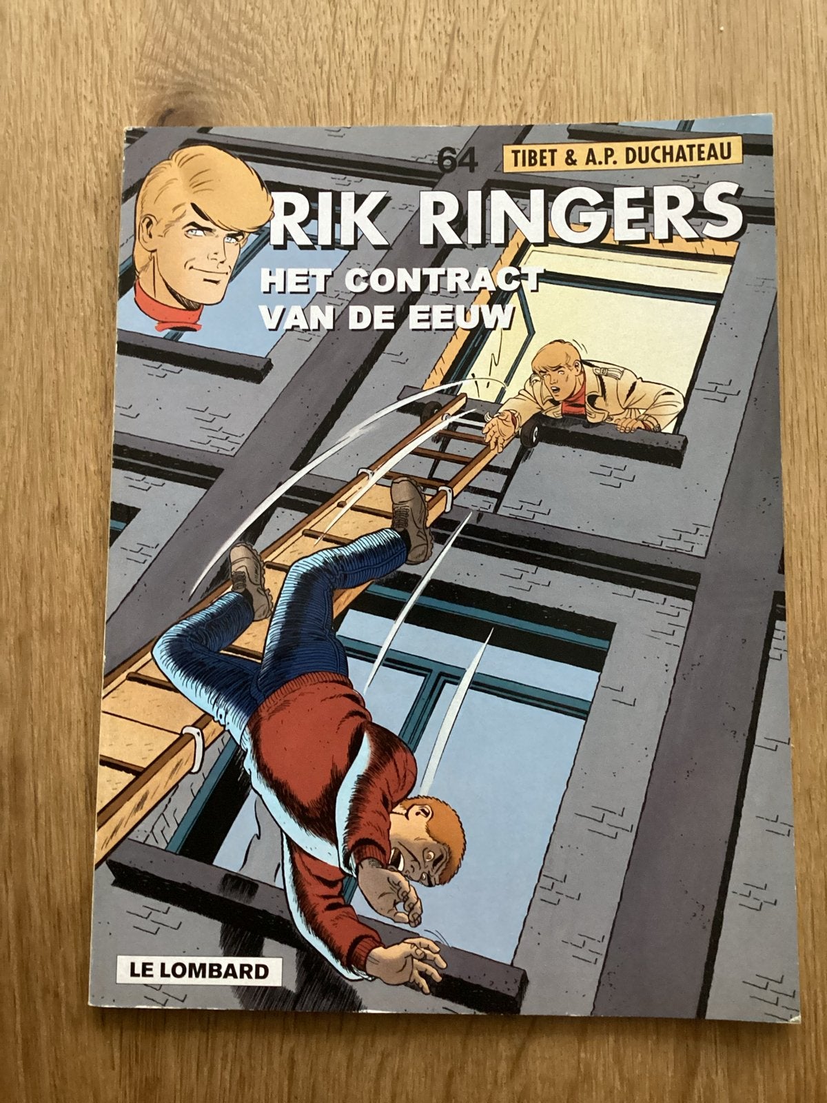 Rik Ringers - Het Contract van de Eeuw (nr. 64), Eén stripboek, Ophalen of Verzenden, Zo goed als nieuw