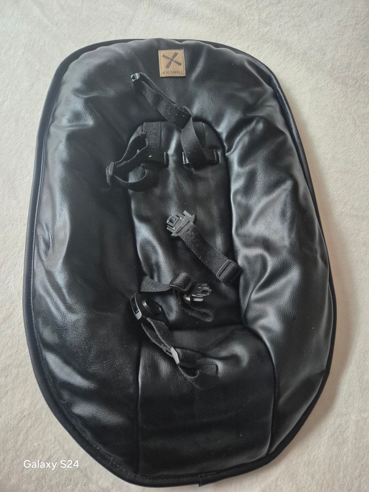 Kidsmill Stoelverkleiner Zwart Leer, Kinderen en Baby's, Kinderstoelen, Ophalen of Verzenden, Zo goed als nieuw, Overige typen