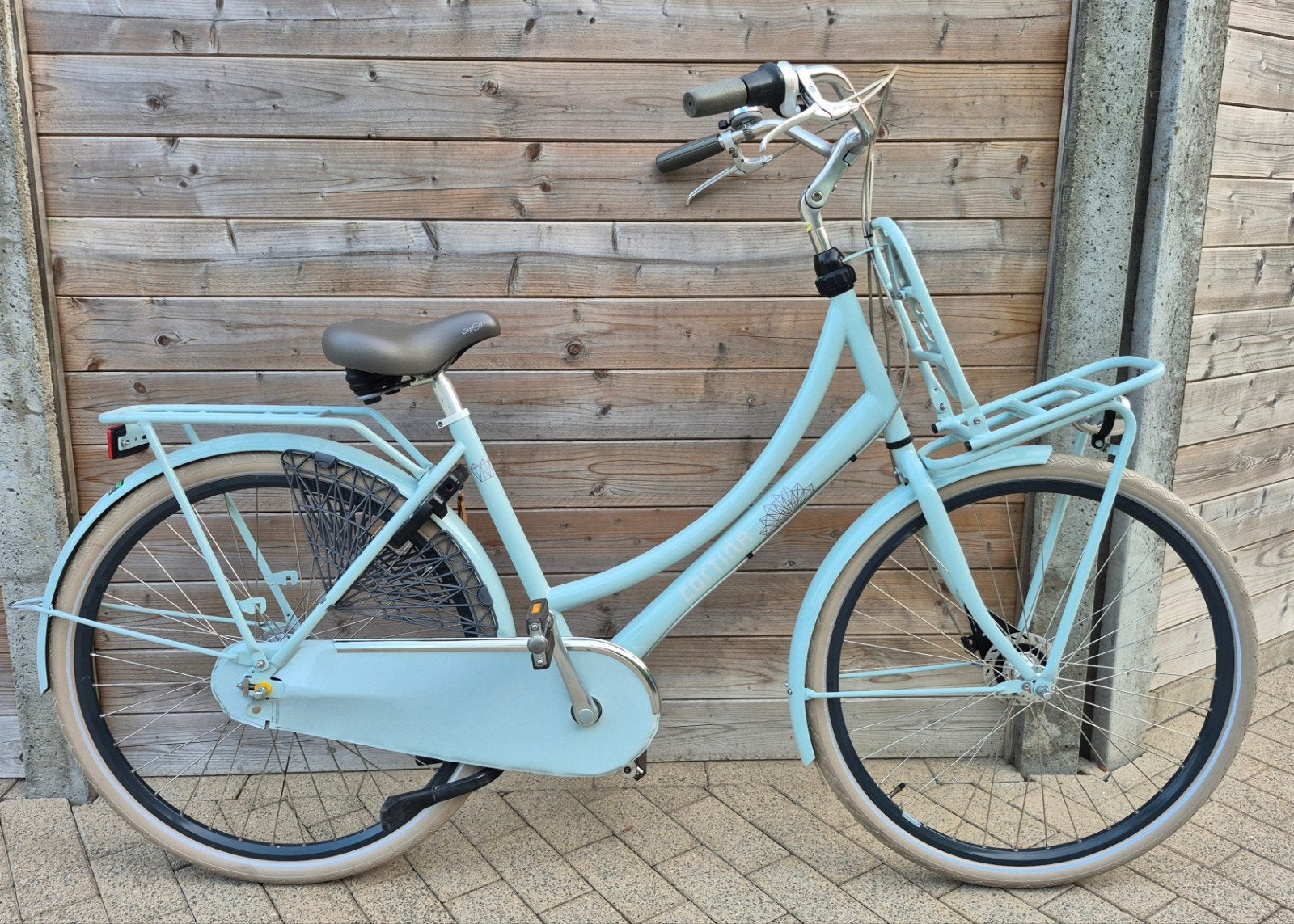 Cortina u4/roots 28 inch transportfiets meisjesfiets, Fietsen en Brommers, Fietsen | Meisjes, Cortina U4 transportfiets, Versnellingen