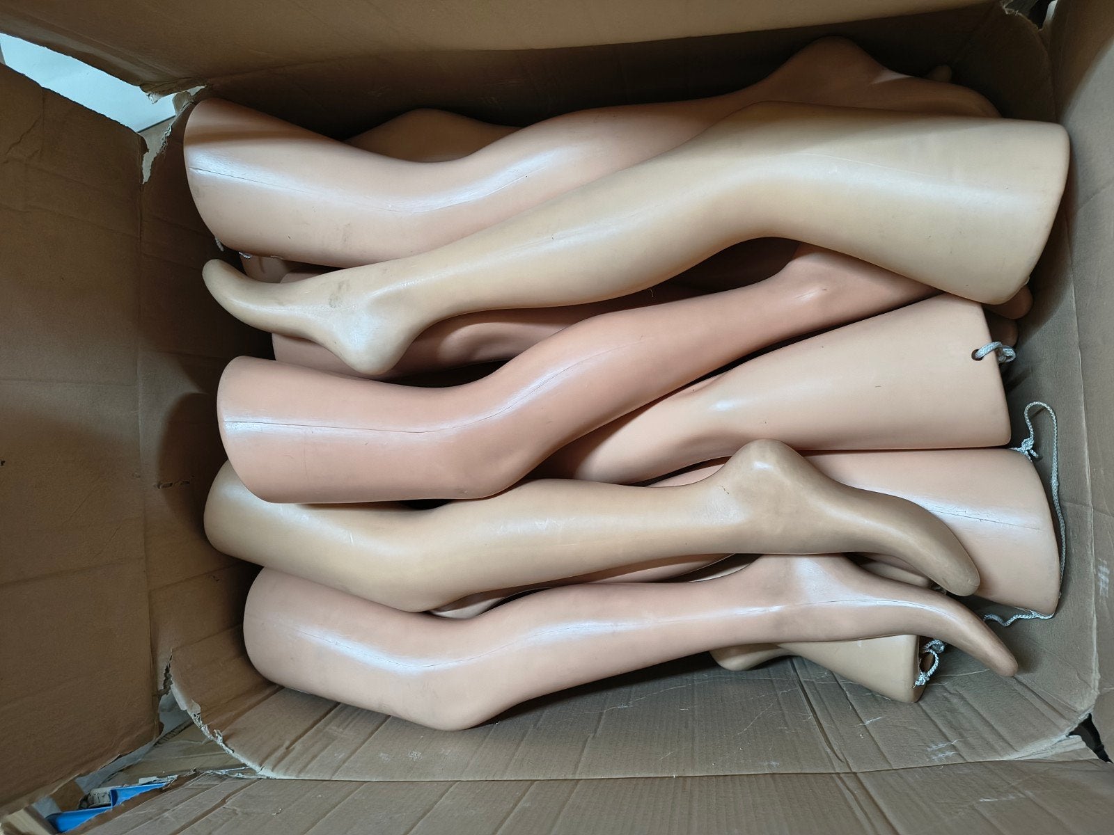 34x Etalagepop Benen – Mannequin – Halloween Decoratie, Hobby en Vrije tijd, Ophalen