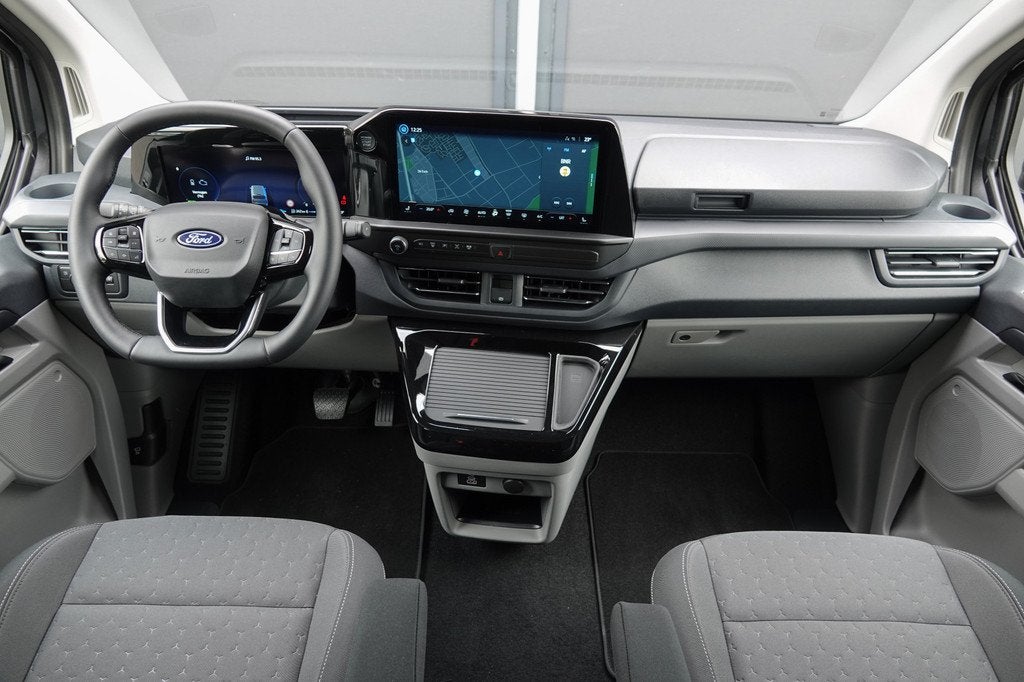 Ford Transit Custom L2H1 Dubbel Cabine 2.5PHEV 233Pk Aut. |, Gebruikt, Zwart, 4 cilinders, 2159 kg