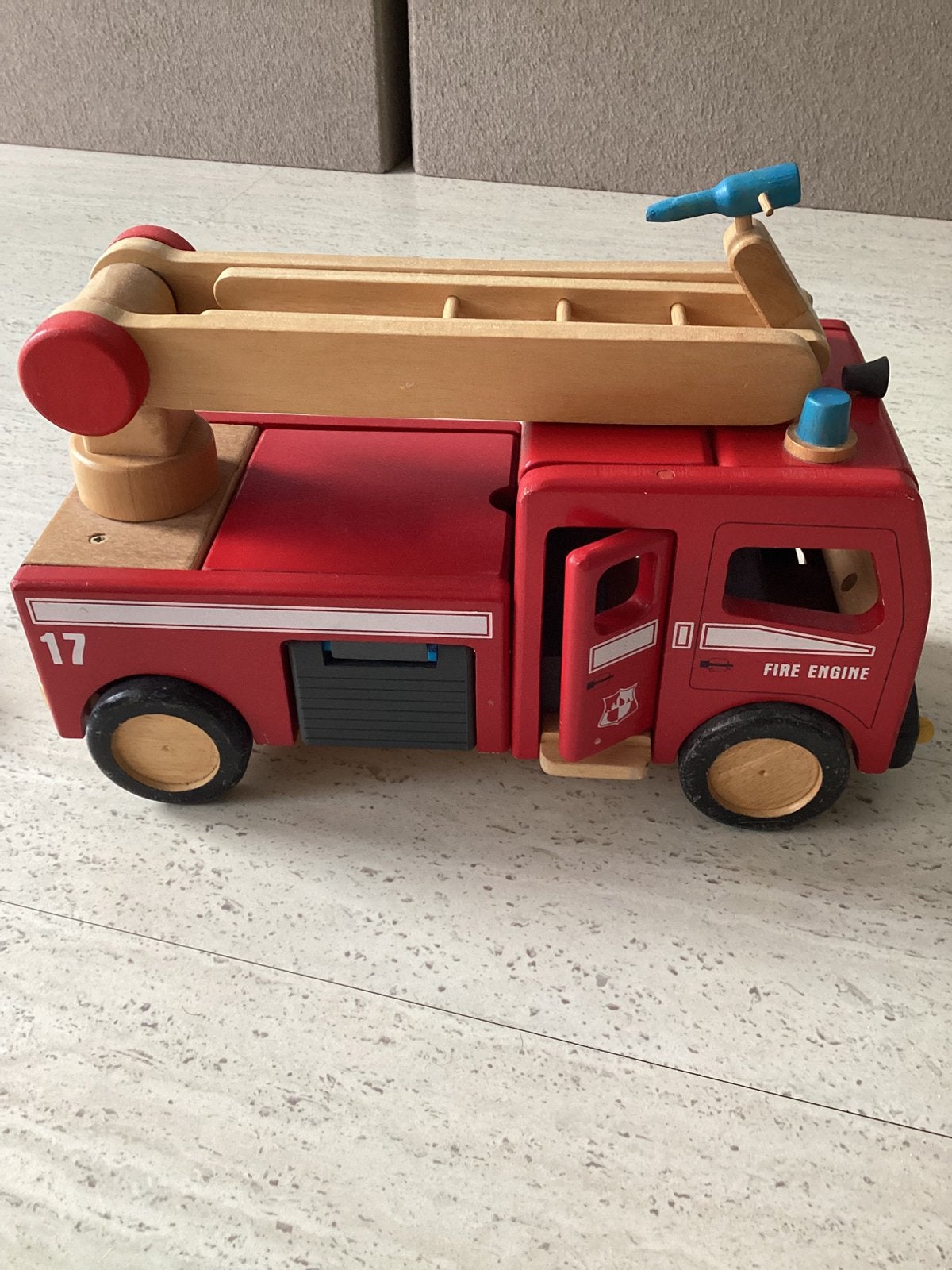 Grote houten brandweer auto, Ophalen, Gebruikt