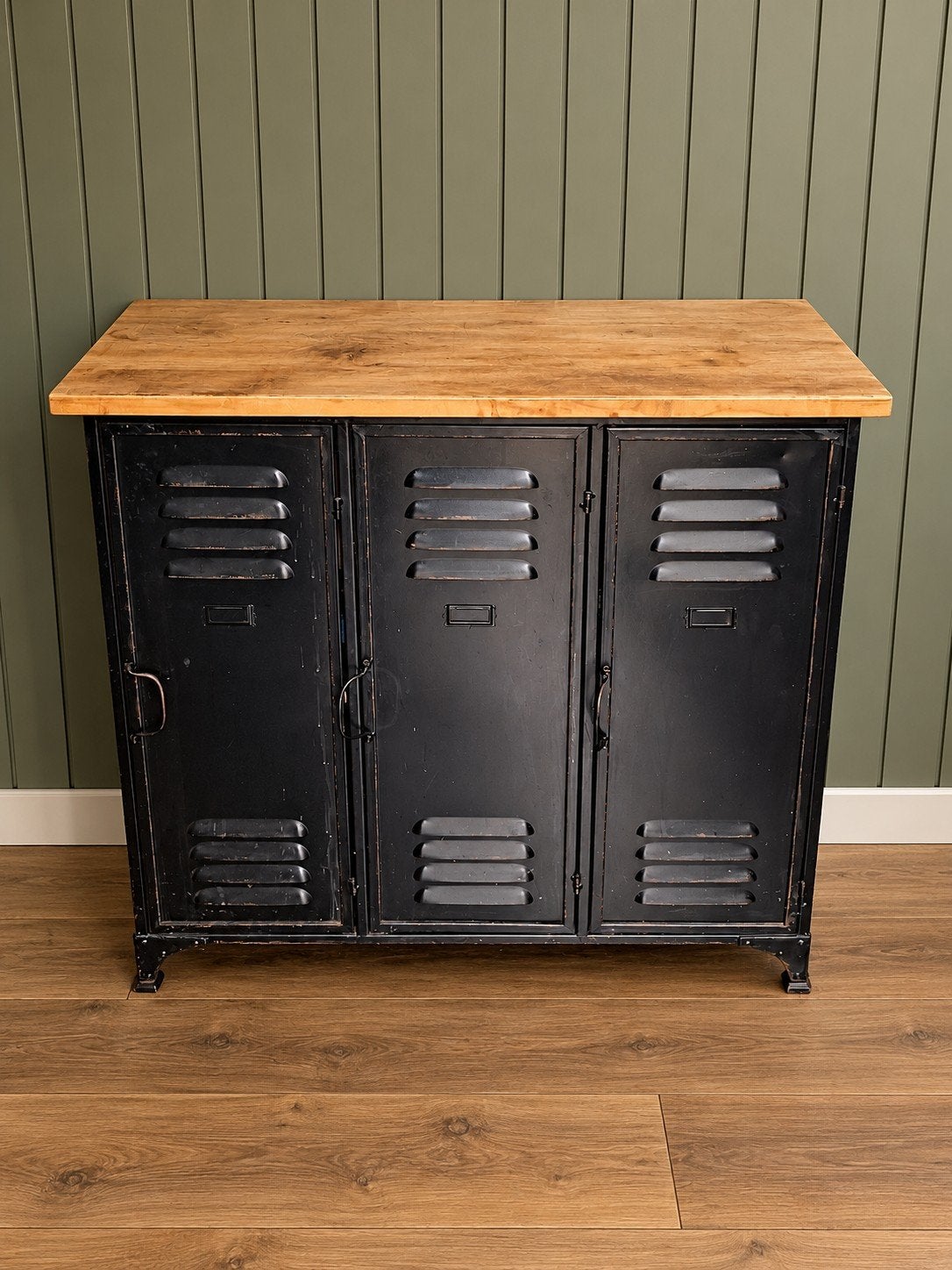 Industriële locker kast met houten blad, Ophalen, Gebruikt, Industrieel