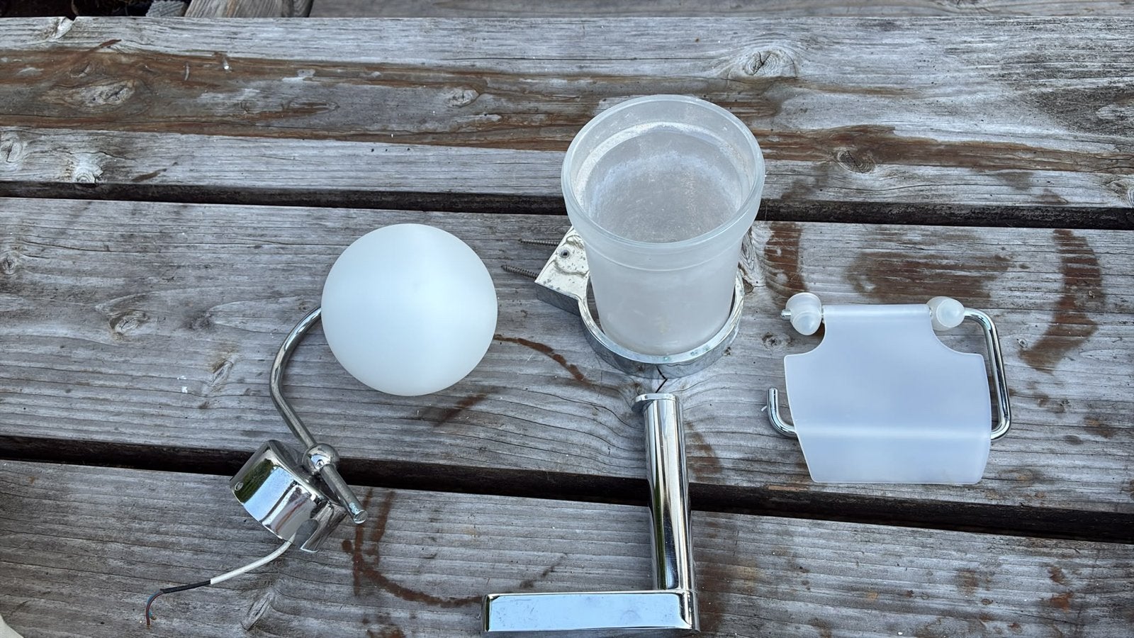 WC setje: lamp, borstelhouder, wc-rolhouder, extra rolhouder, Ophalen of Verzenden, Gebruikt, Zilver, Toilet-accessoire