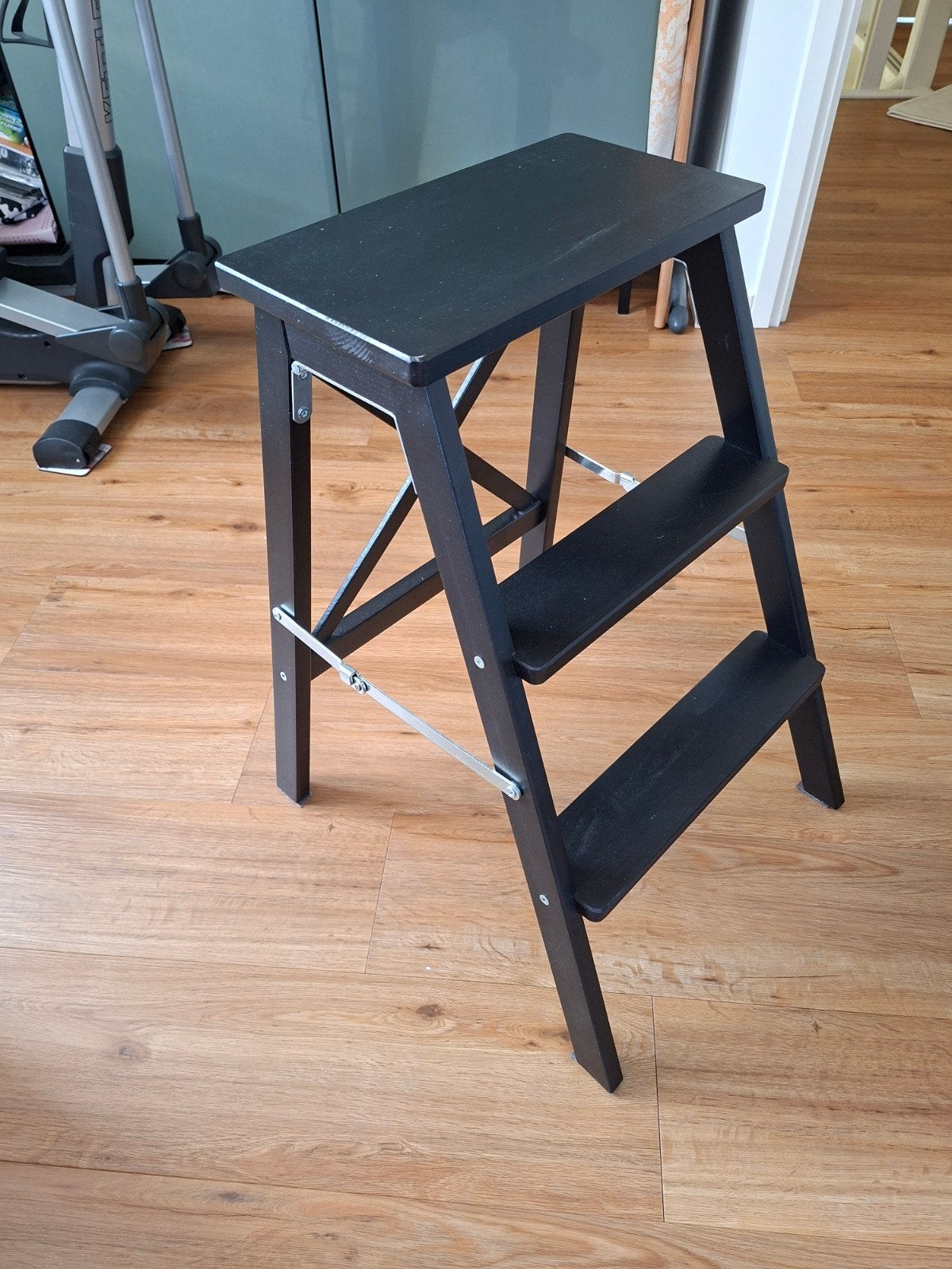 bekvam trapje ikea, Ophalen, Zo goed als nieuw, Minder dan 2 meter