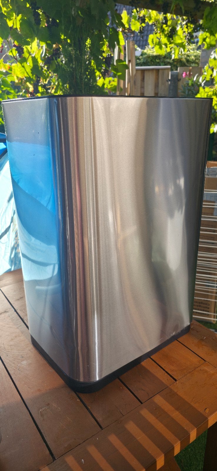 Prullenbak met sensor en twee compartimenten, Ophalen, 50 – 75, Gebruikt, 40 liter of meer