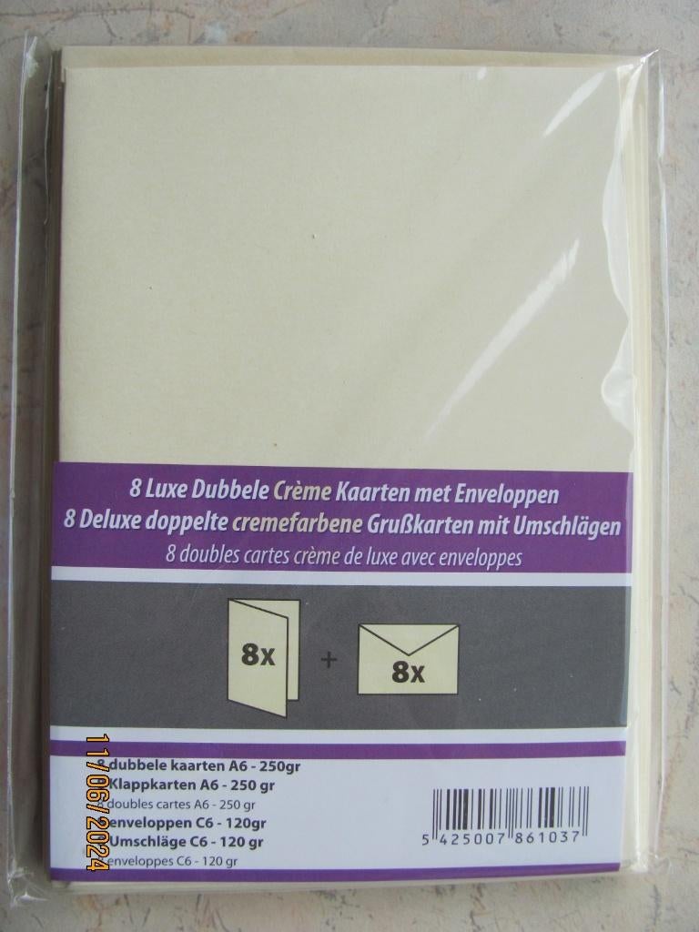 NIEUW 8 luxe crème KAARTEN dubbel ENVELOP rechthoekig papier, Diversen, Ophalen of Verzenden, Nieuw